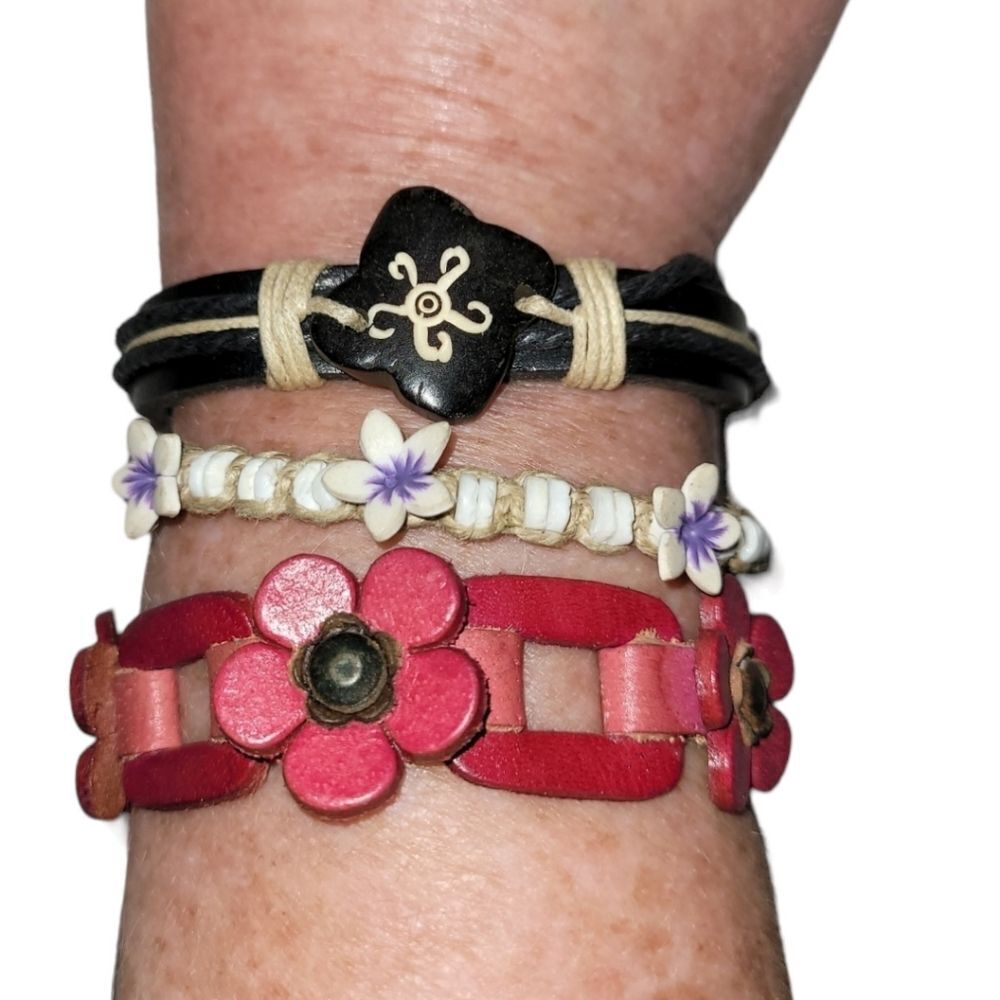 Island Vibes Adjustable bracelets